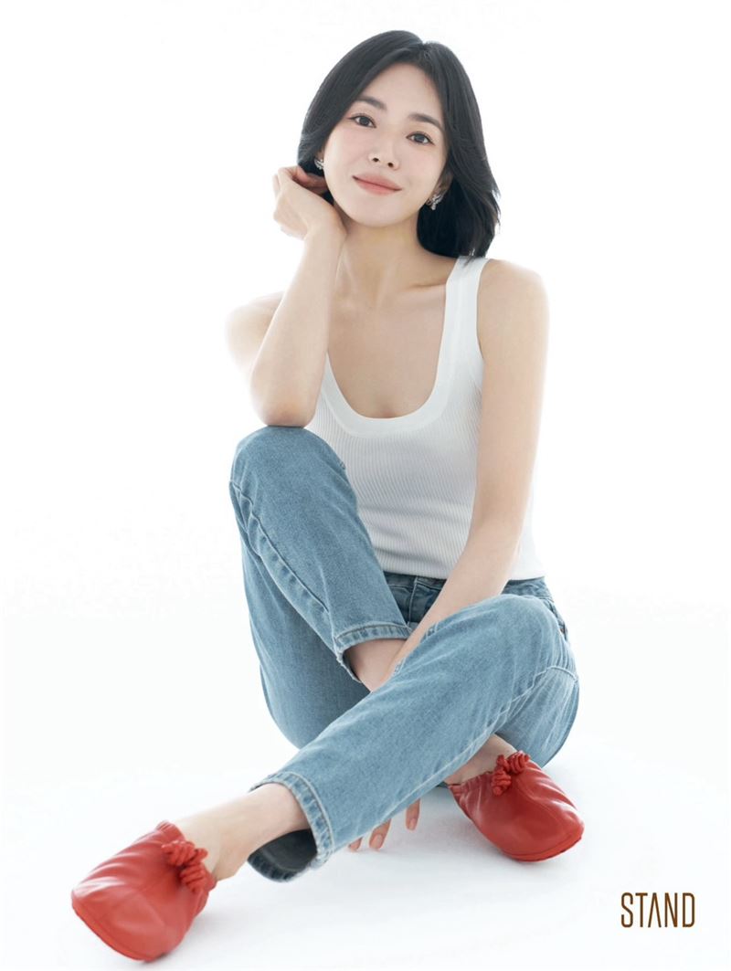 宋慧喬宣布與STAND簽訂專屬合約