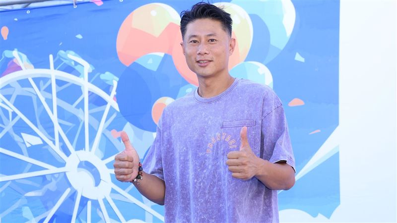 彭小刀出席公益活動