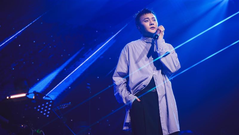 演唱會合家歡的畫面
