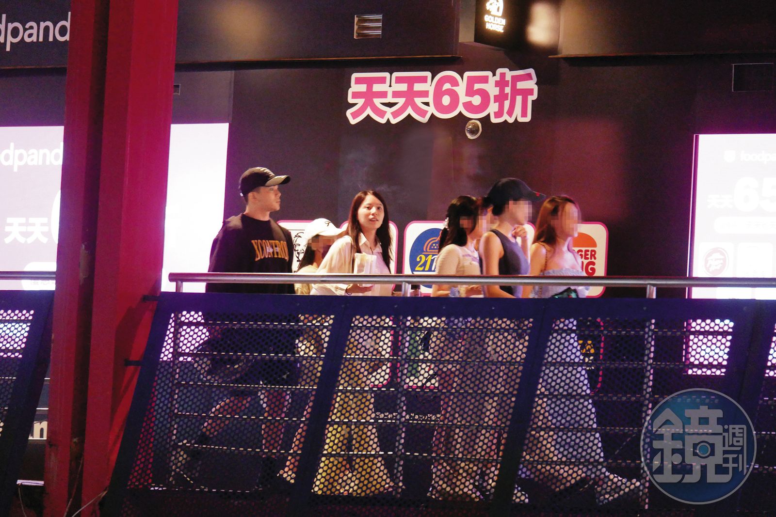孫生諶多芬現身威秀影城