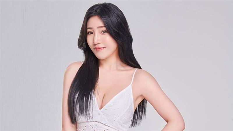 莊昱凡與許薇安合照
