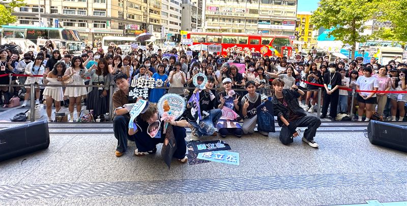 Saturnday握手会现场