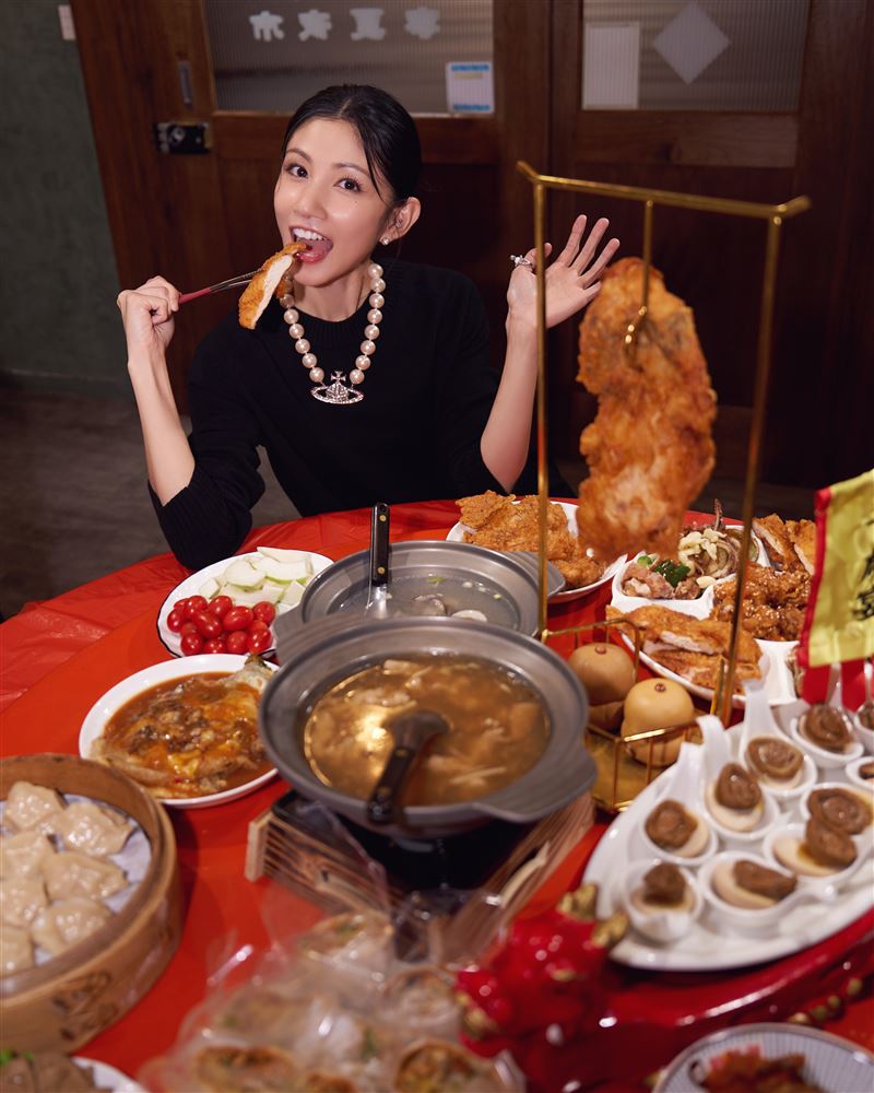 李千娜與家人團聚