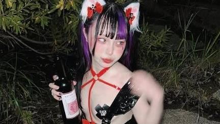 齋齋出道前人氣照片