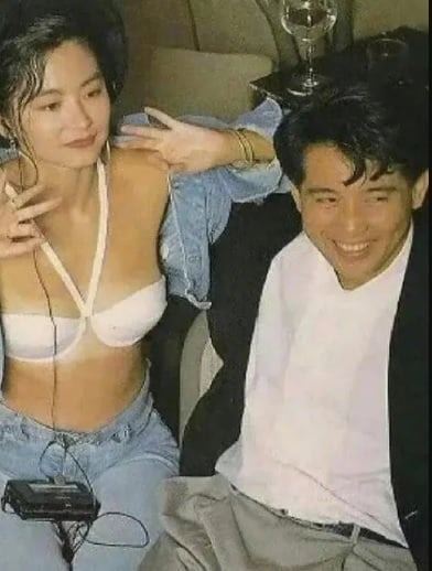 網友對林青霞過往穿搭的討論截圖
