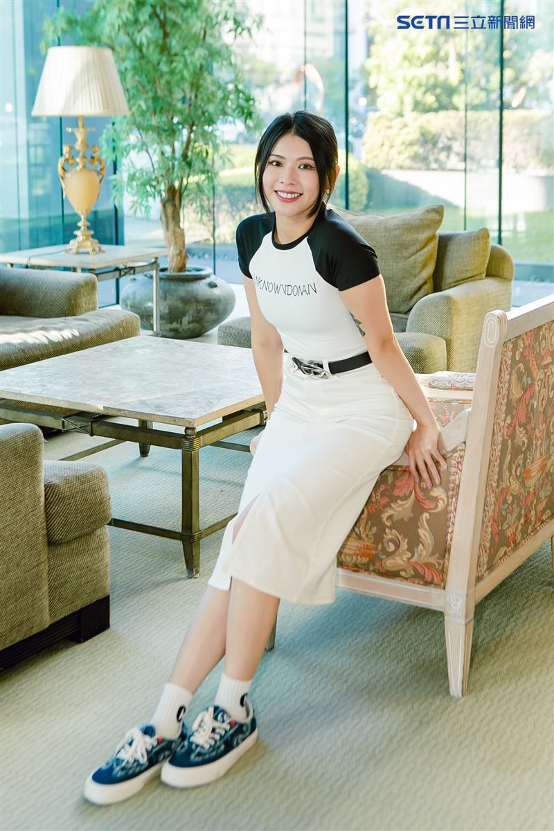 妙莎与薛恩互动
