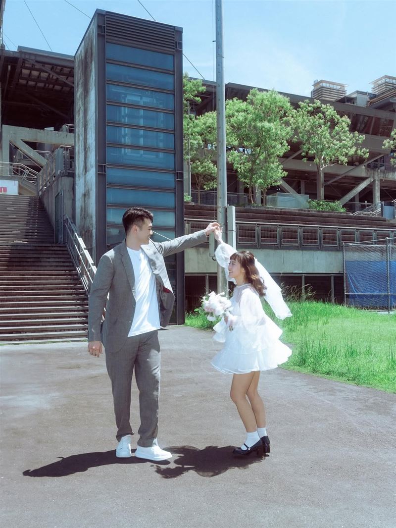 王齊麟透露登記結婚當天與陳詩媛有爭執的場景