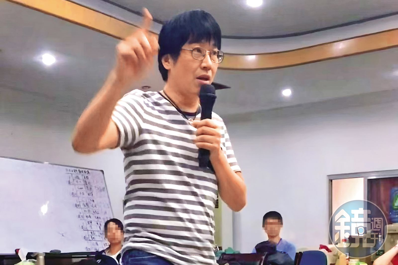 戴更基在課堂現場示範情況照片