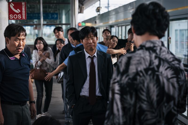 正義與科技交鋒畫面