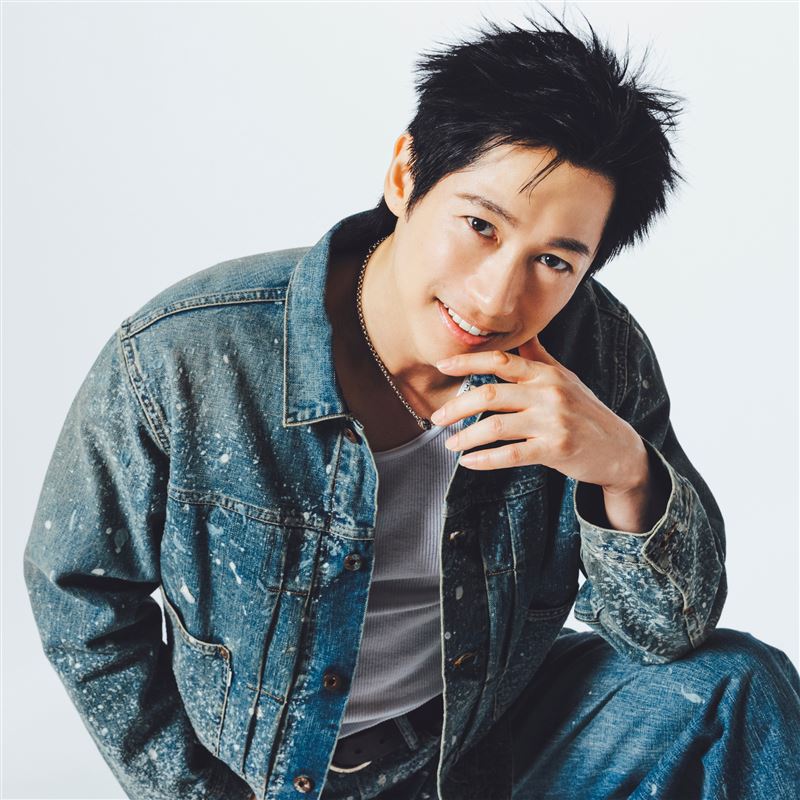 藤岡靛照片