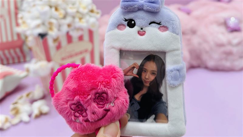 Jisoo快閃店官方海報