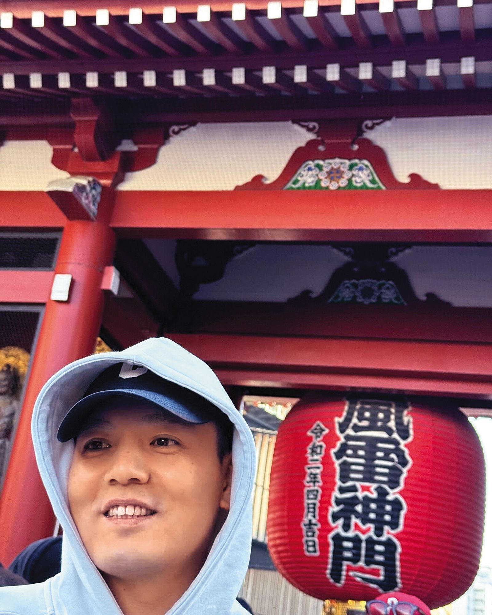 春風自拍與郭書瑤在旅途中的互動