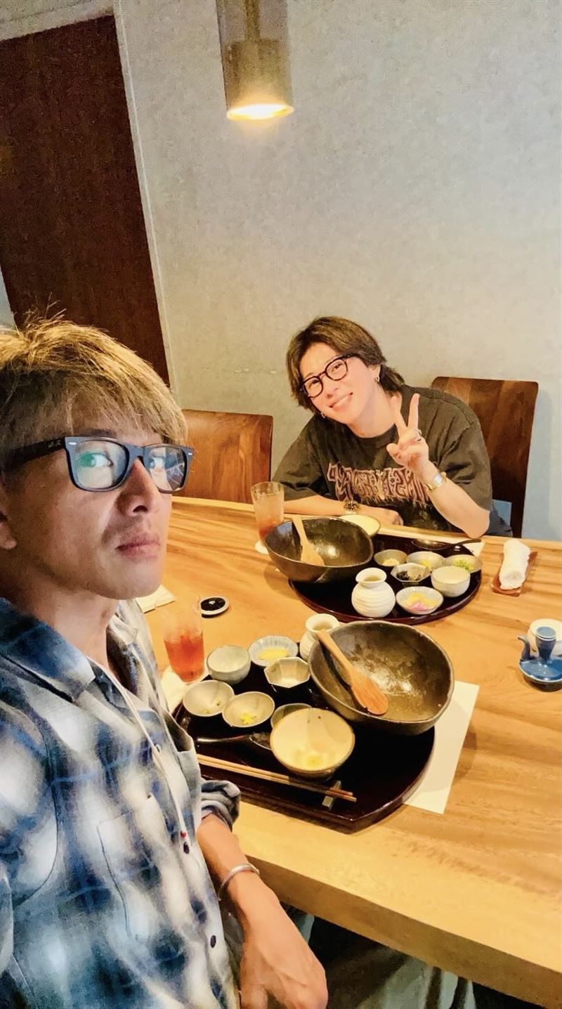 木村拓哉與Ae!group合照