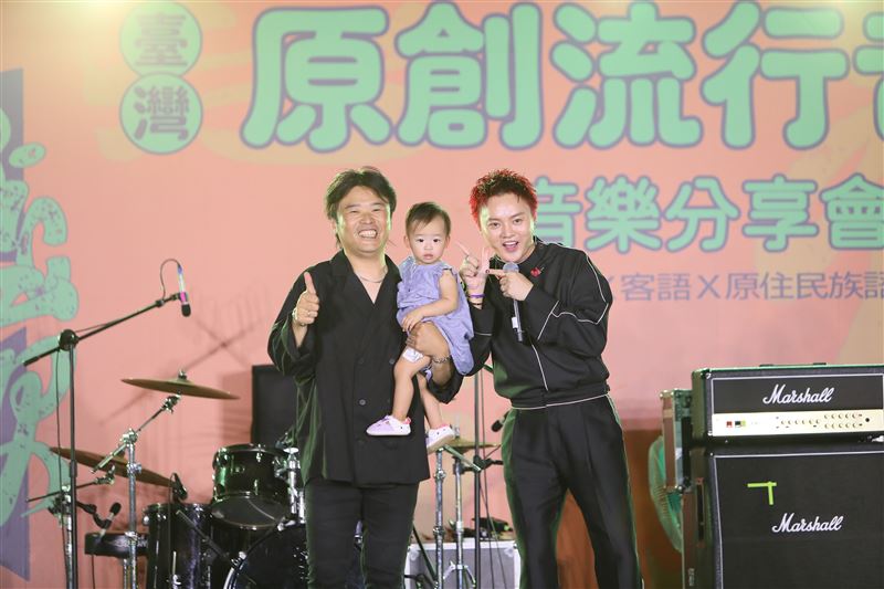 廖士賢（左）與許富凱（右）將有合作的作品與大家見面