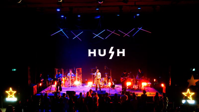 HUSH演出擄獲台下歌迷