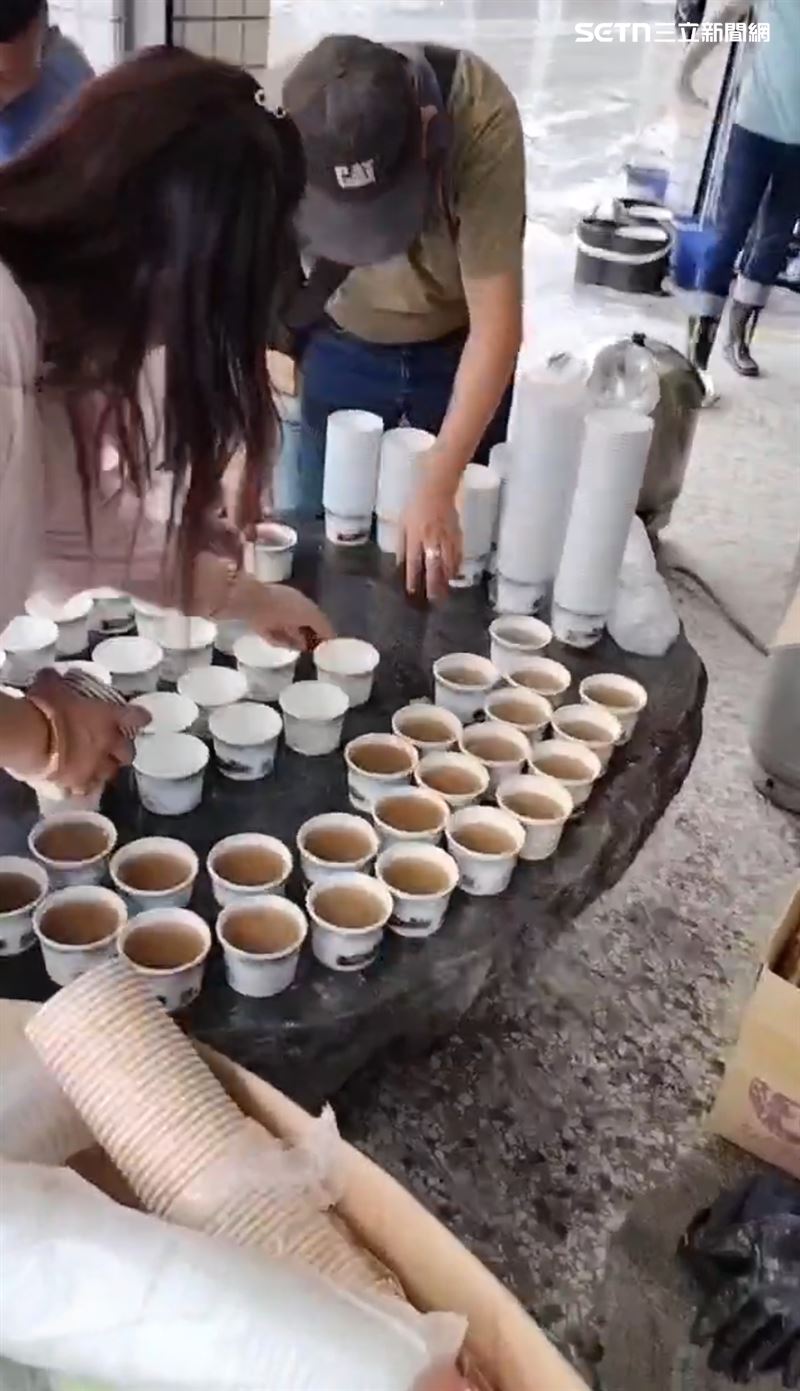 王董提供場地與物資