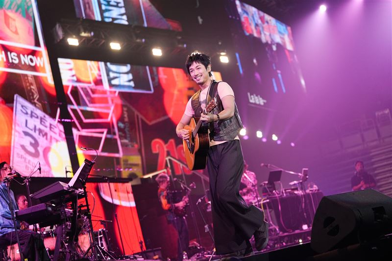 藤岡靛演唱现场