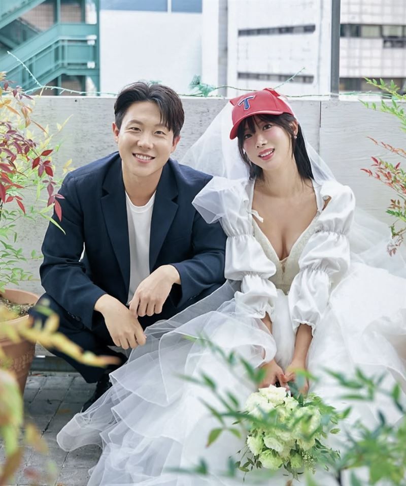 金韩拿与金正硕婚礼照片