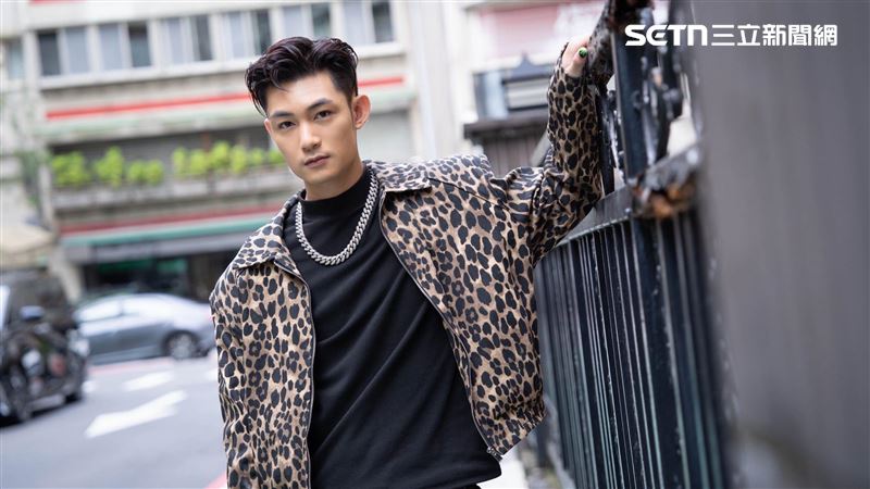 AZ李孝祖采访照片