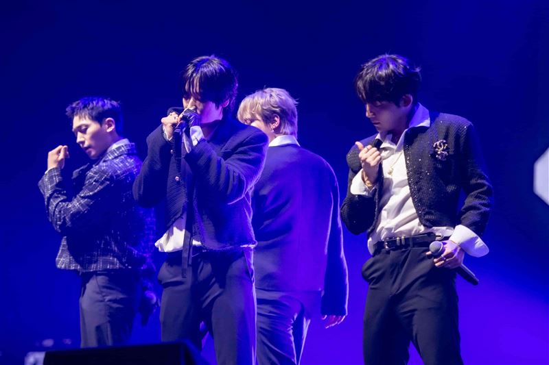 TEEN TOP演唱会舞台瞬间