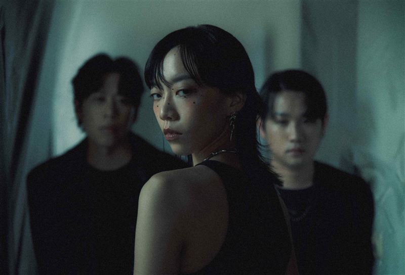 莉莉周她說演出照