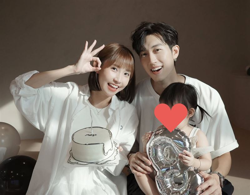 范姜彥豐與粿粿2022年結婚並育有1女