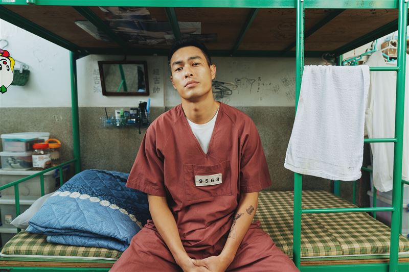 楊祐寧飾演黑道老大