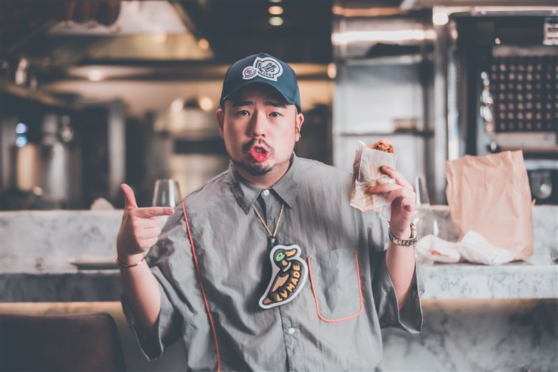 阿達入圍金鐘獎照片