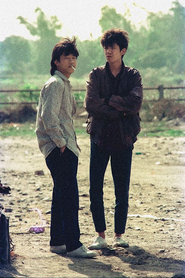 顏正國與譚至剛在《少年吔,安啦!》中的合照