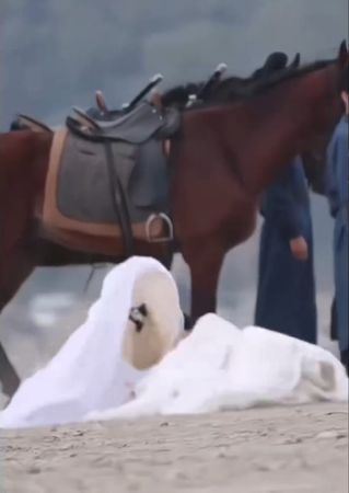 孟子義拍戲重摔