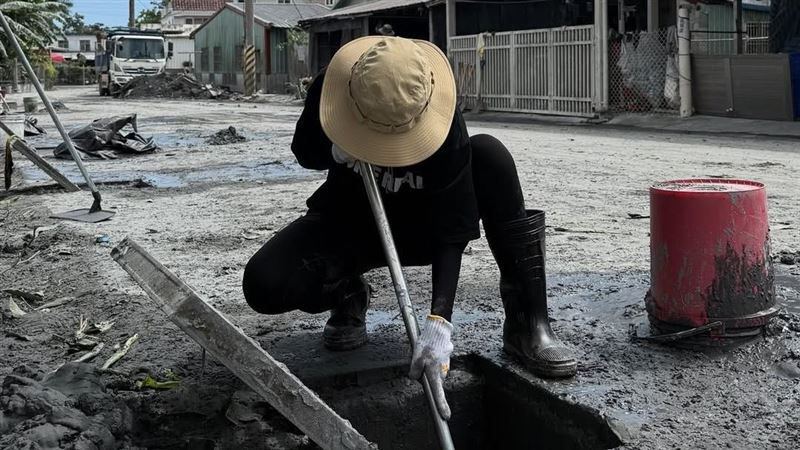 花蓮災區救災現場泱泱現身