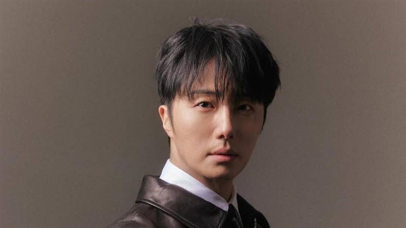 丁一宇官方照片