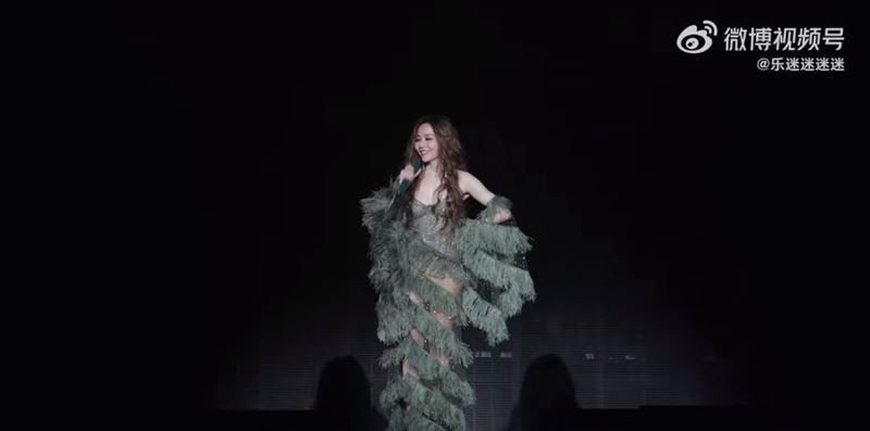 张靓颖舞台照片