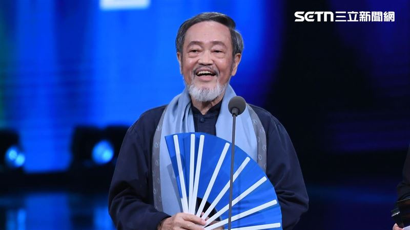 杜滿生與王琄同台頒獎