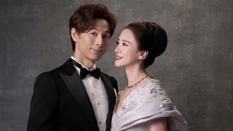 翁虹与老公婚后照片