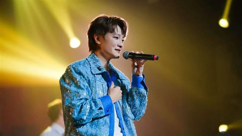 阿沁證實卸下歌手身分