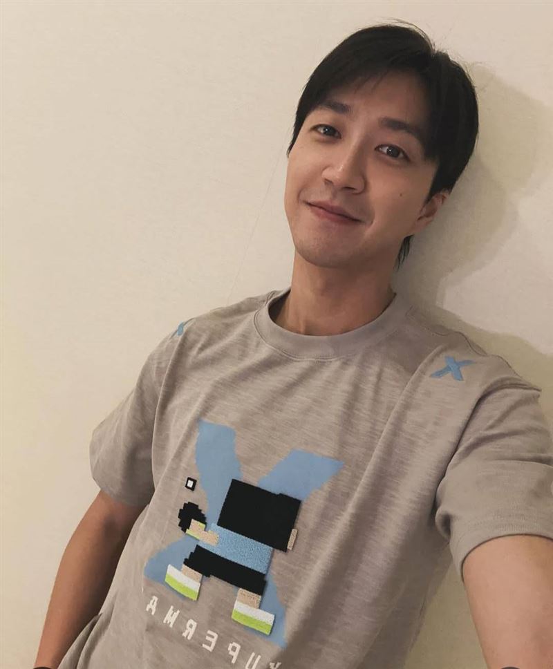 江宏傑離婚後育有一對兒女