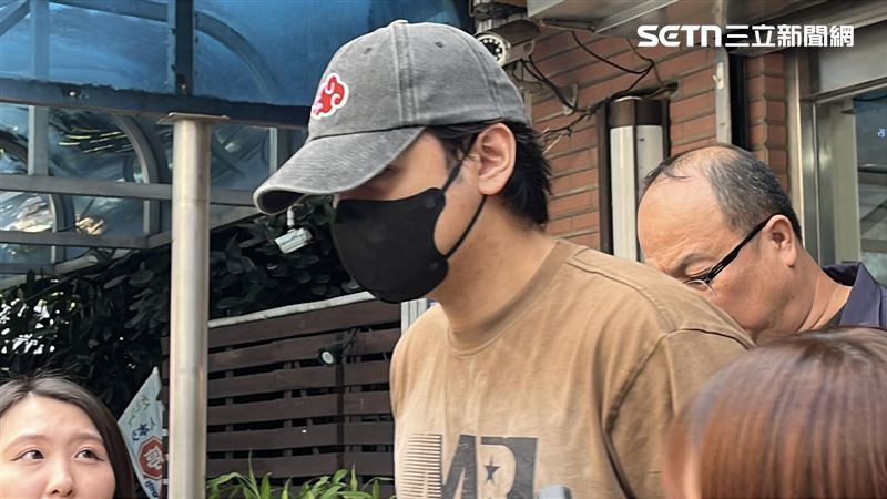 陳零九過去曾被送去地檢署複訊