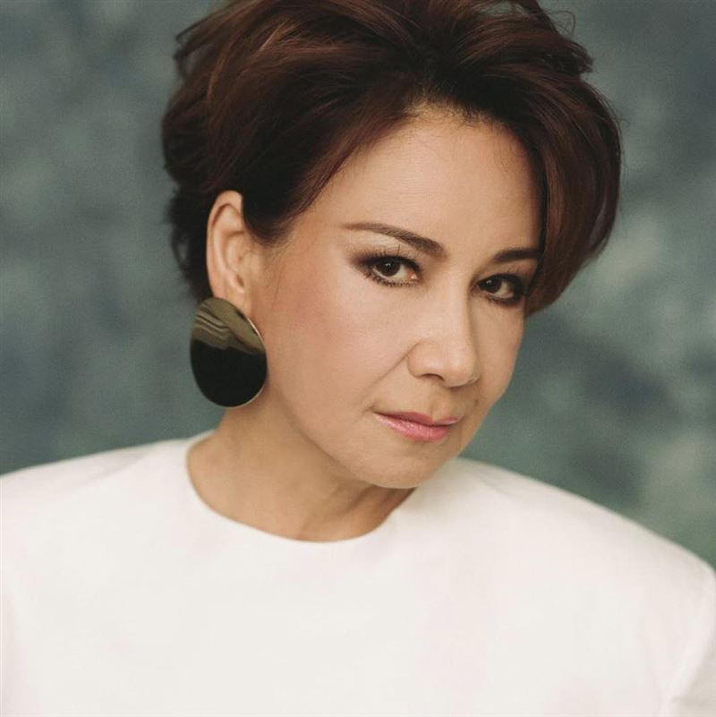 甄妮曾观赏人体展览的回忆