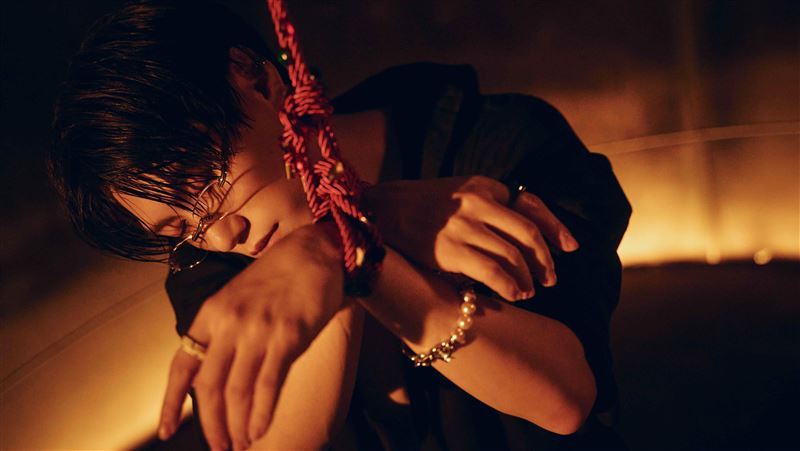 邱宇辰CINDER KISS官方照片