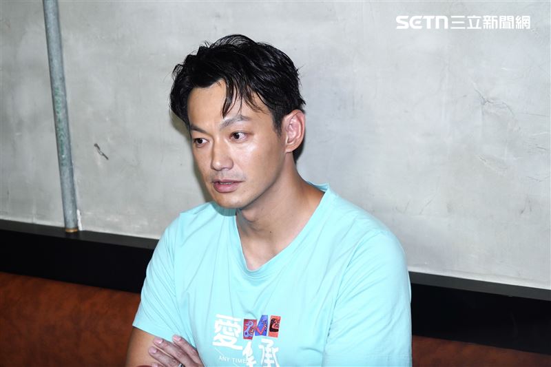 威廉与刘伯伯公益现场