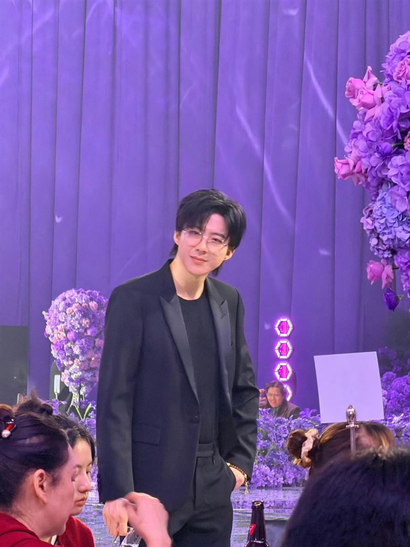 劉宇寧出席婚禮現場