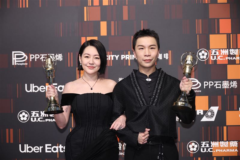 小S、派翠克後台受訪