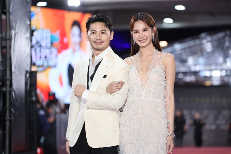 阿Ken、安心亞入圍紅毯照