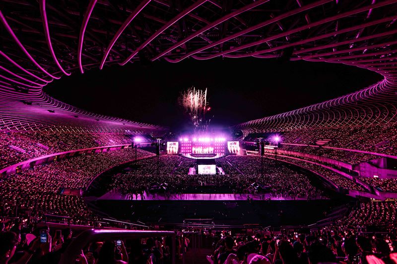 BLACKPINK登場粉紅海照片