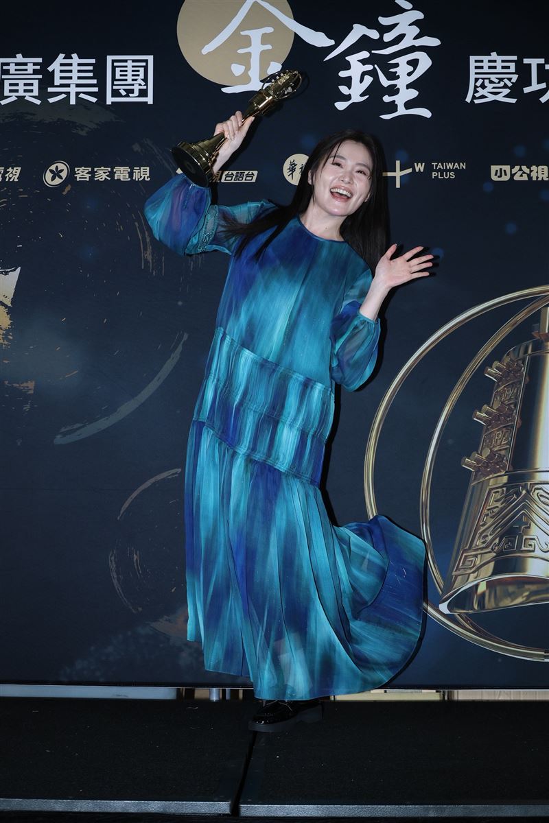 楊小黎接受訪問與獲獎現場