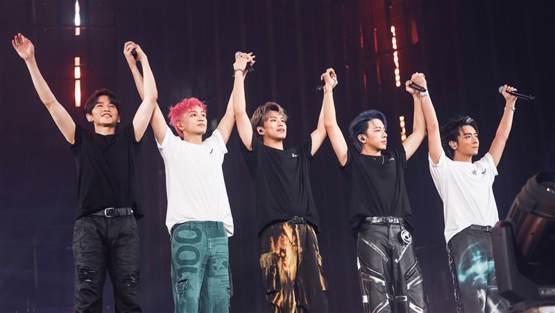 Energy成員坤達與書偉捲入逃兵案