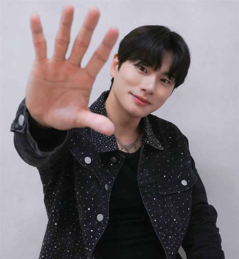 李伊庚遭爆與女粉聊色。(圖/翻攝自IG)