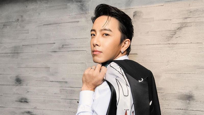 坤達捲入逃兵案（圖／翻攝自hsieh_kunda IG）