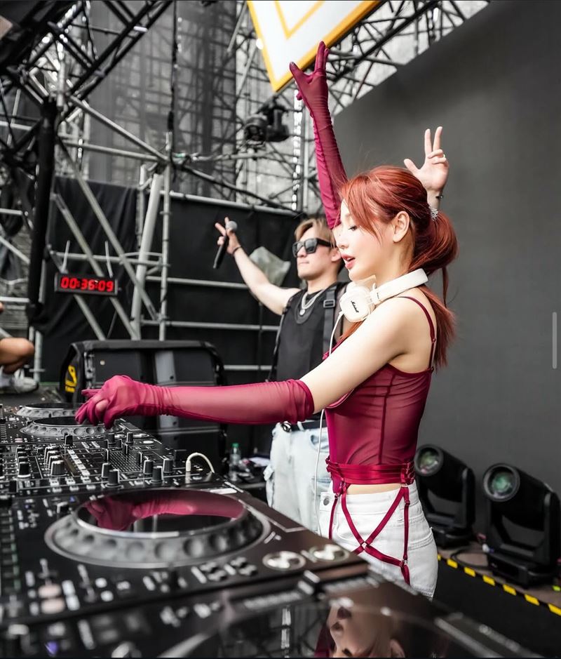 舞台合体演出画面